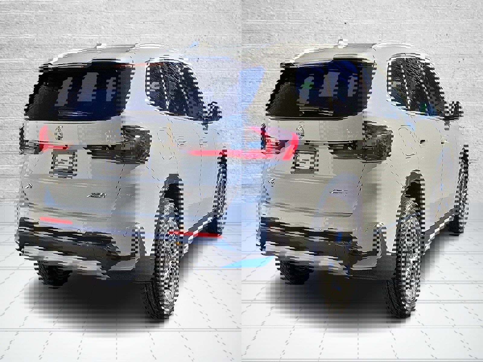 New 2026 BMW X1 xDrive28i w/ Convenience Package image 4