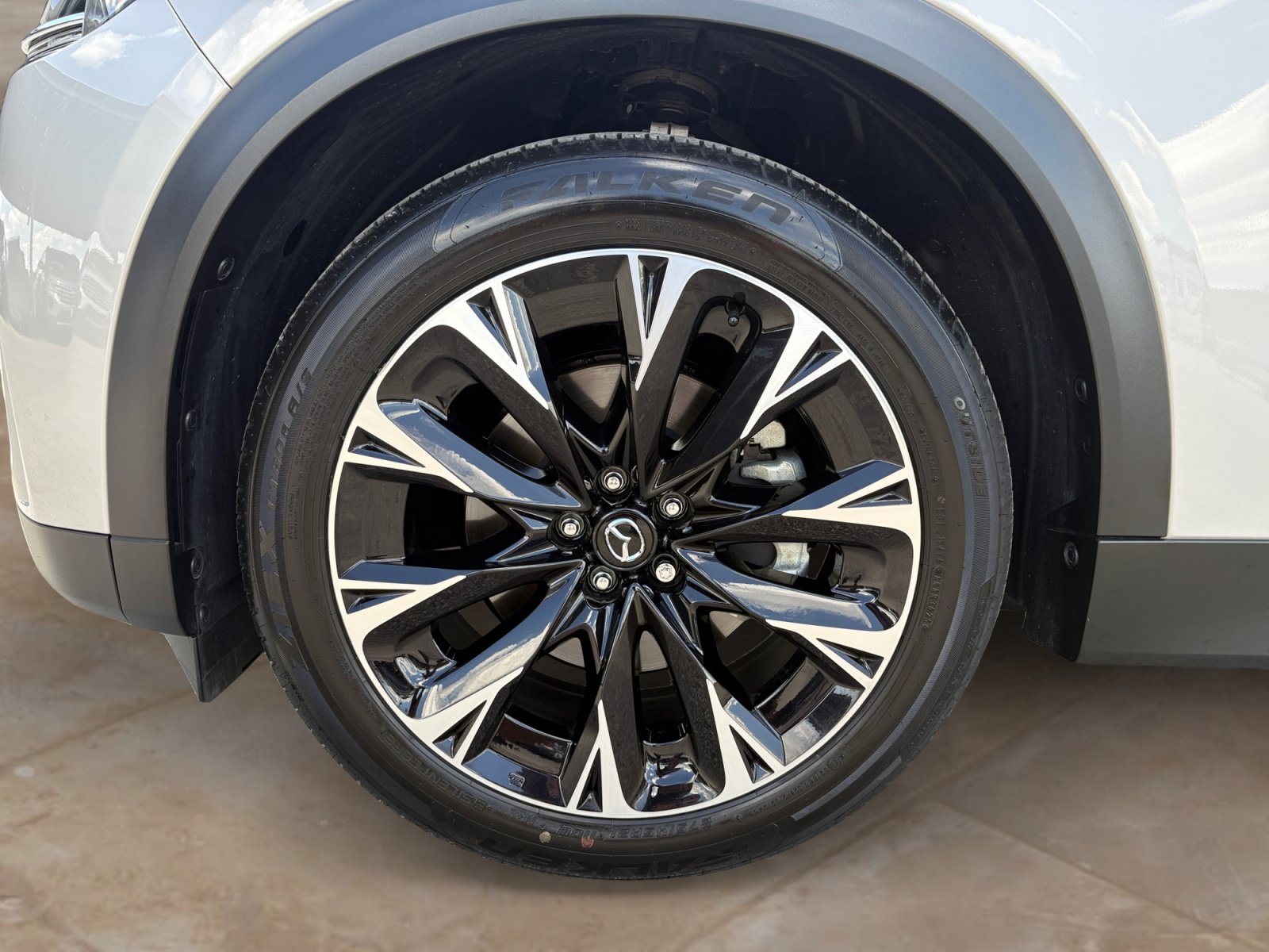 Used 2026 MAZDA CX-90 Plug-In Hybrid w/ Premium Plus AWD/4WD image 27