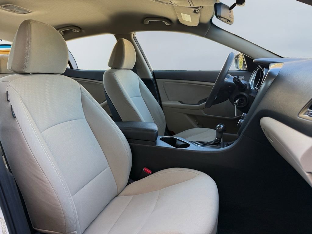 Used 2015 Kia Optima LX image 20