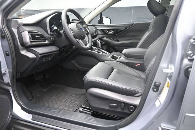 Certified 2025 Subaru Outback Touring w/ Popular Package #2 AWD/4WD image 17