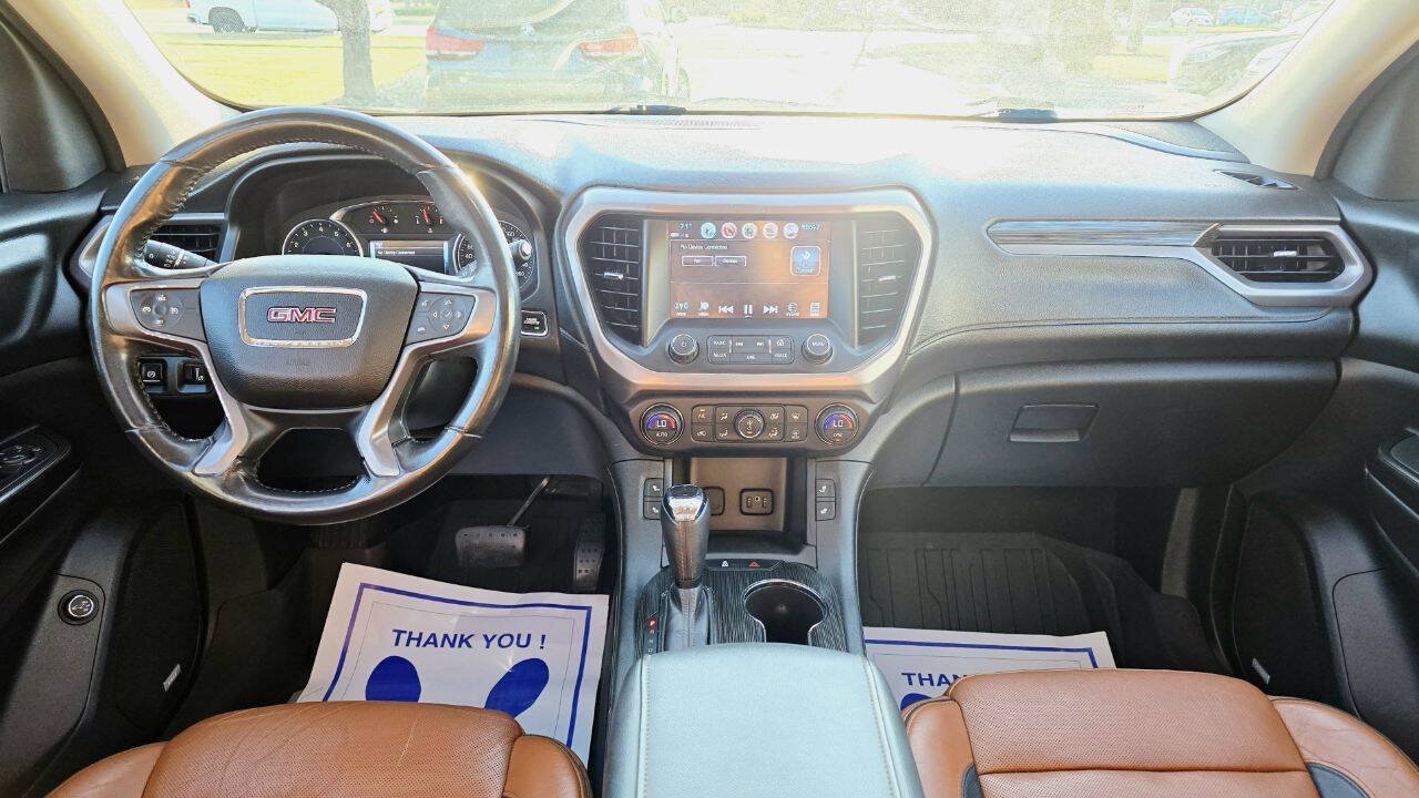 Used 2017 GMC Acadia SLT AWD/4WD image 17