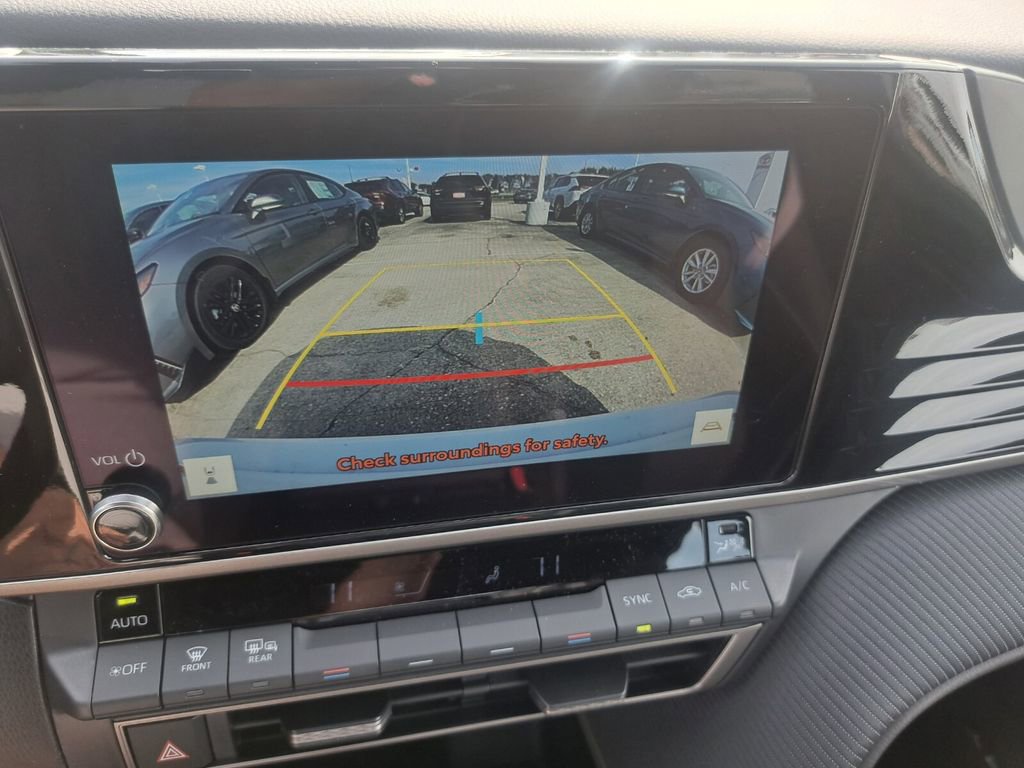 New 2026 Toyota Camry SE image 11