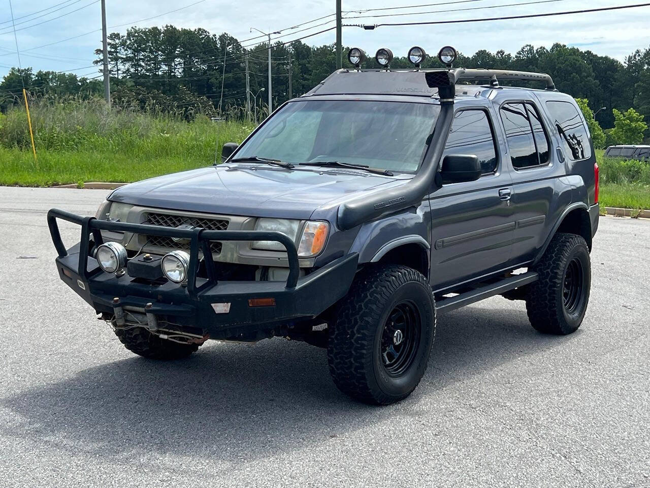 Used 2000 Nissan Xterra SE AWD/4WD image 2