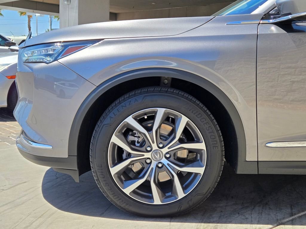 Used 2024 Acura MDX SH-AWD w/ Technology Package image 5