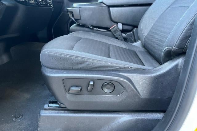 Used 2025 Chevrolet Silverado 1500 LT RWD image 17