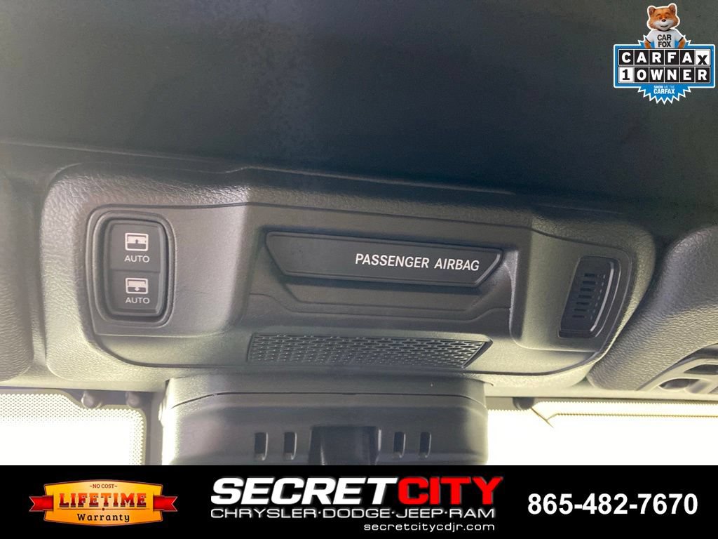 Used 2024 Jeep Wrangler Unlimited AWD/4WD image 19