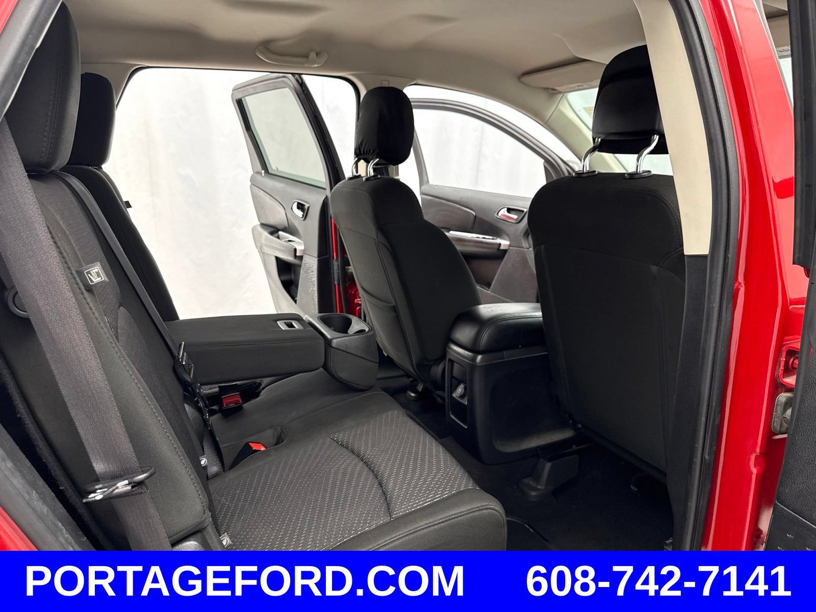 Used 2019 Dodge Journey SE FWD image 30
