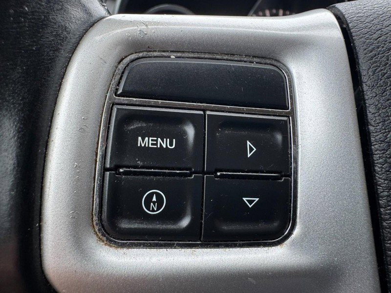 Used 2014 Chrysler 200 Touring FWD image 16