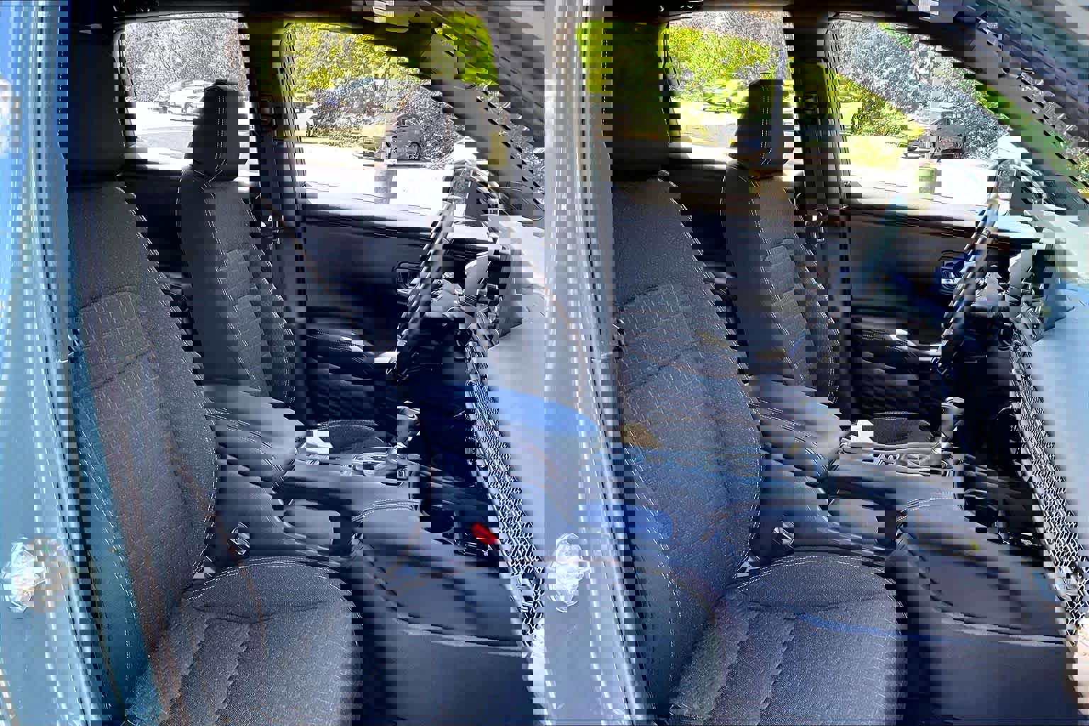 Used 2023 Honda HR-V Sport image 8