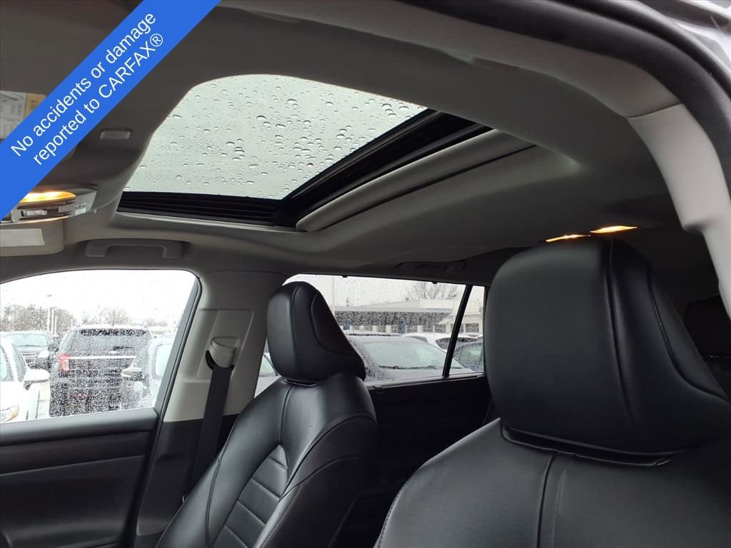 Used 2023 Toyota Highlander XLE image 21