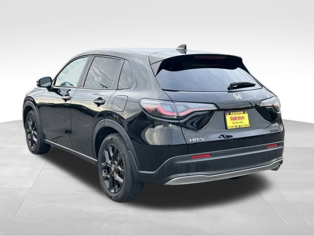 Used 2024 Honda HR-V Sport image 8