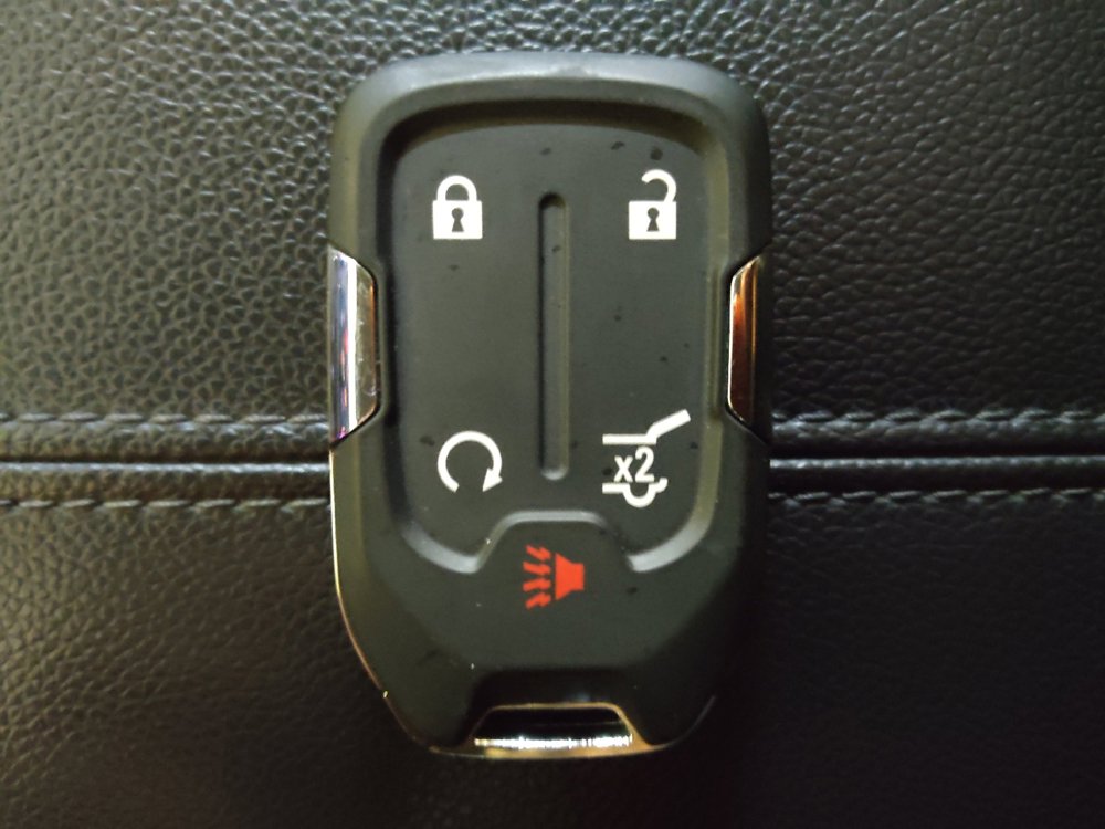 Used 2022 GMC Terrain SLT w/ LPO, Floor Liner Package FWD image 32