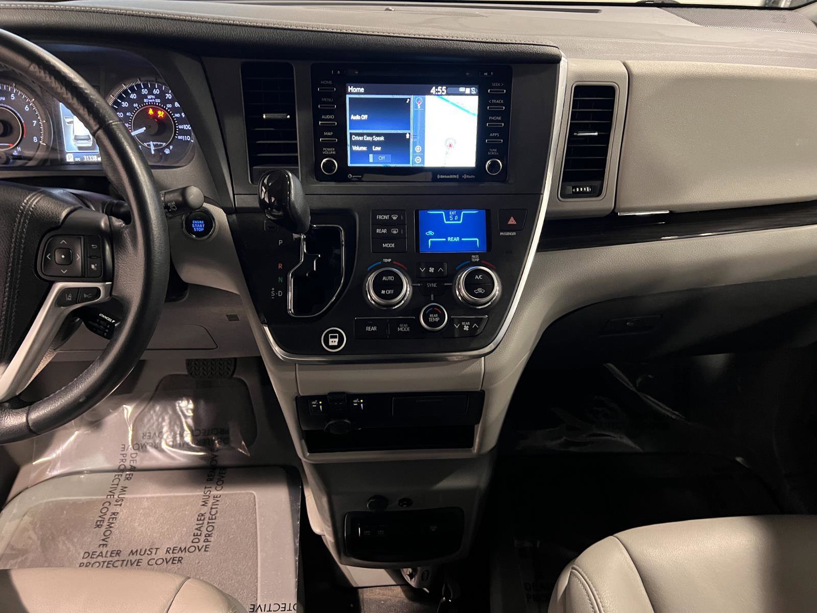 Used 2018 Toyota Sienna XLE w/ XLE Navigation Package image 16