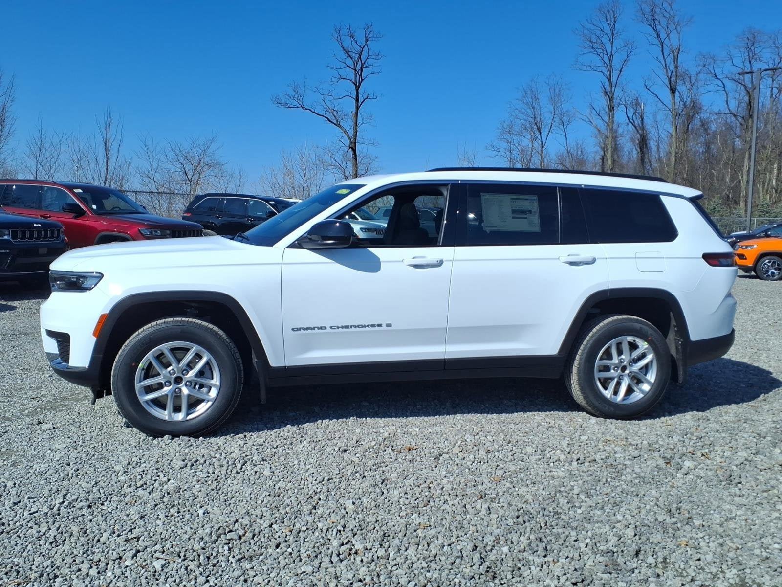 New 2026 Jeep Grand Cherokee L 4WD image 2