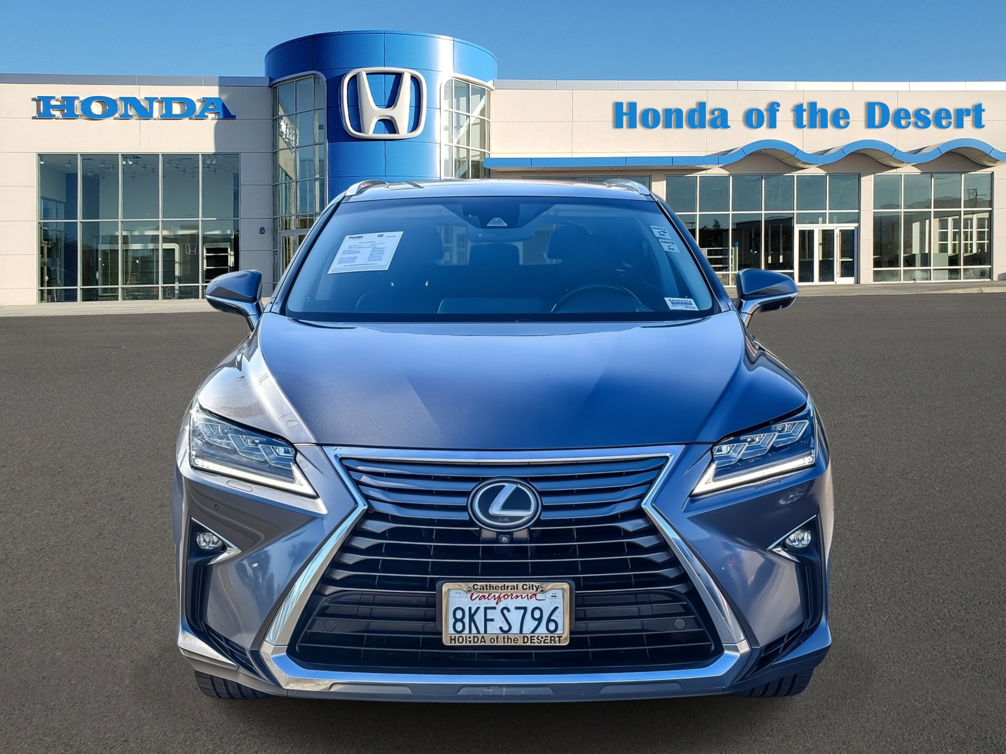 Used 2018 Lexus RX 350L Luxury w/ Accessory Package FWD image 2