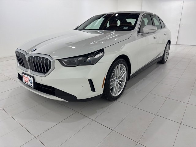 Used 2025 BMW 530i xDrive w/ Premium Package