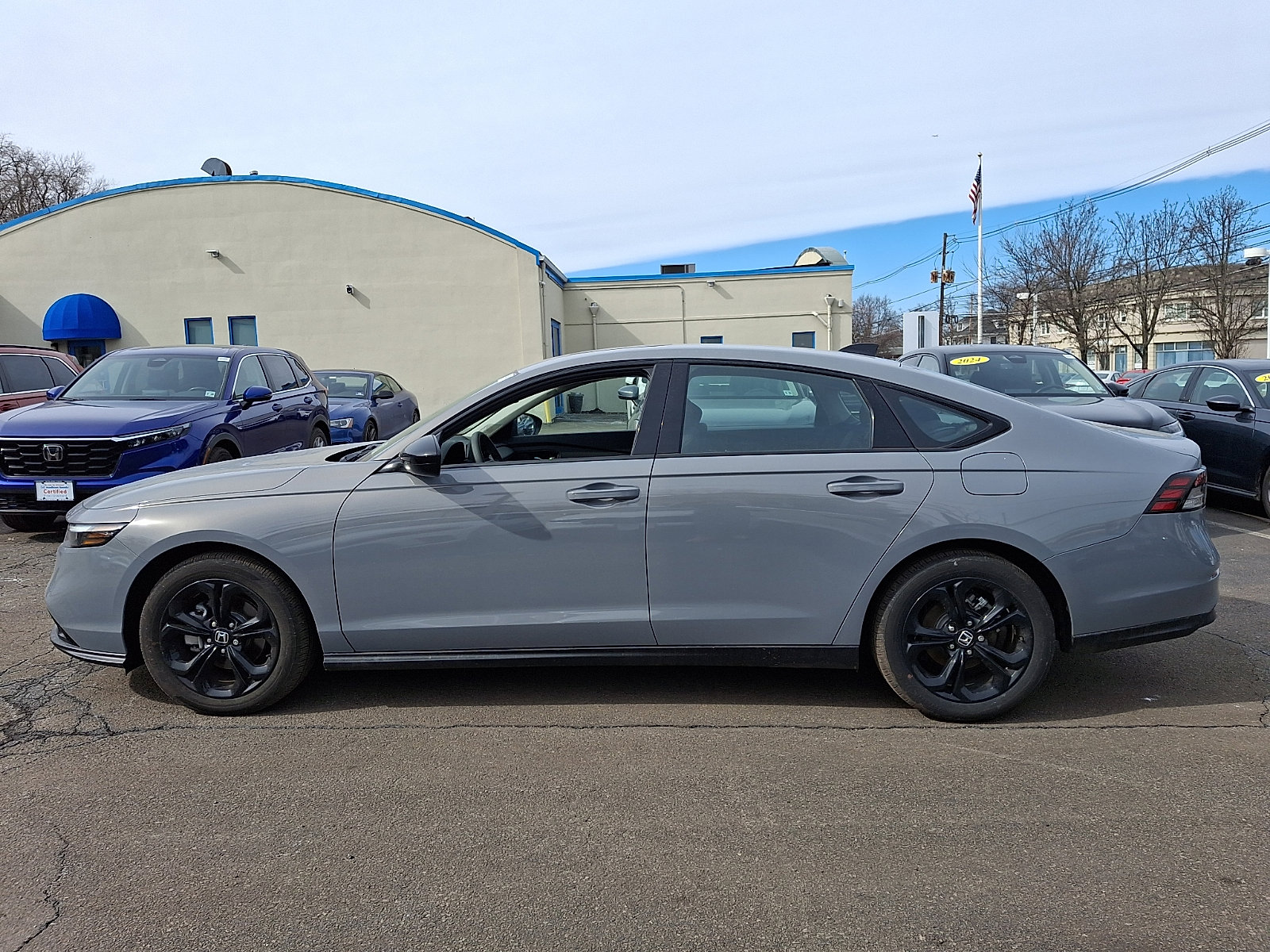 Certified 2025 Honda Accord SE image 10