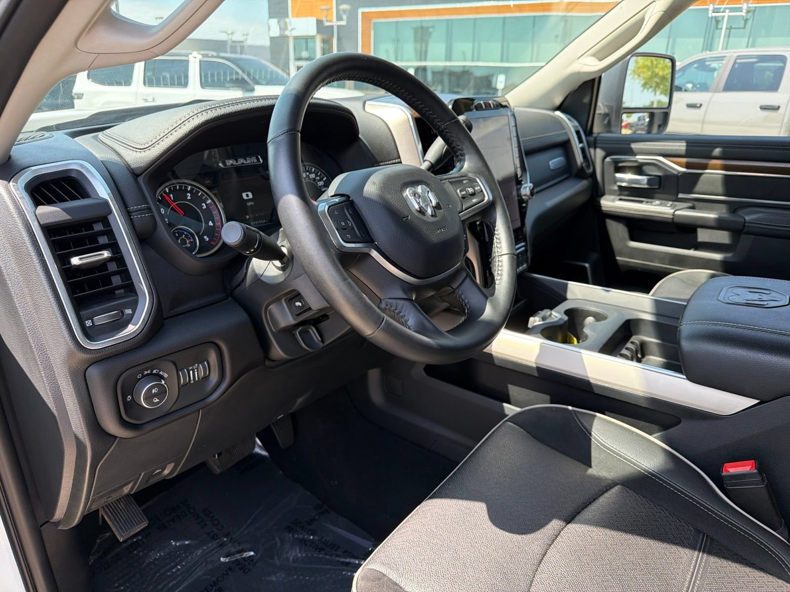 Used 2024 RAM 3500 Laramie w/ Chrome Bumper Package AWD/4WD image 10