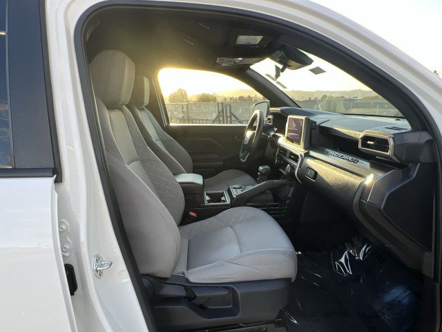Used 2025 Toyota Tacoma SR5 image 27