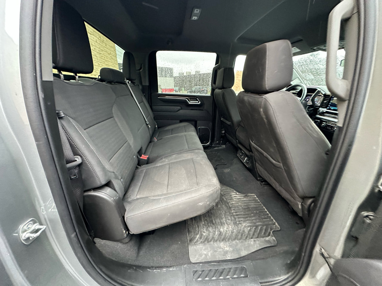 Used 2025 Chevrolet Silverado 2500 LT w/ Convenience Package image 11