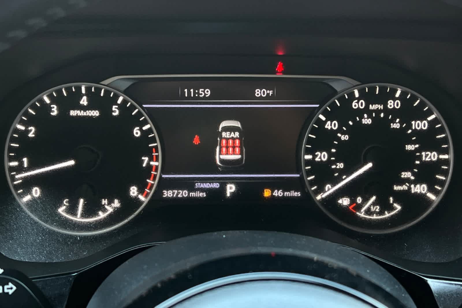 Used 2025 Nissan Pathfinder SL FWD image 32