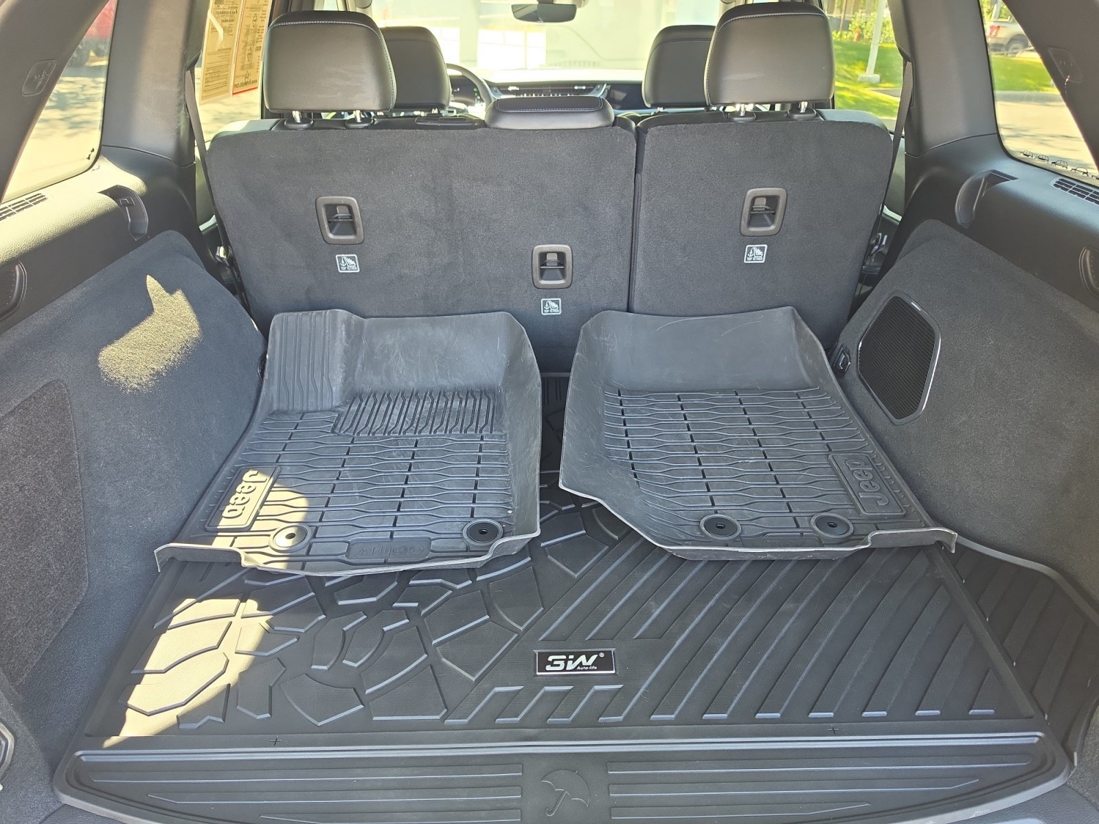 Used 2024 Jeep Grand Cherokee Trailhawk AWD/4WD image 24