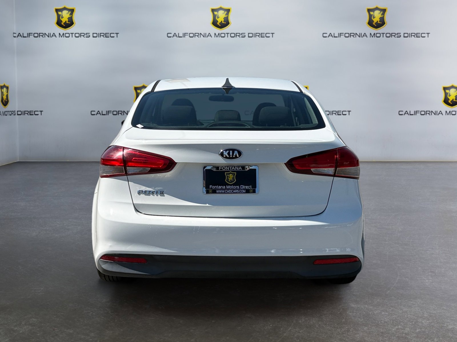 Used 2017 Kia Forte LX FWD image 4