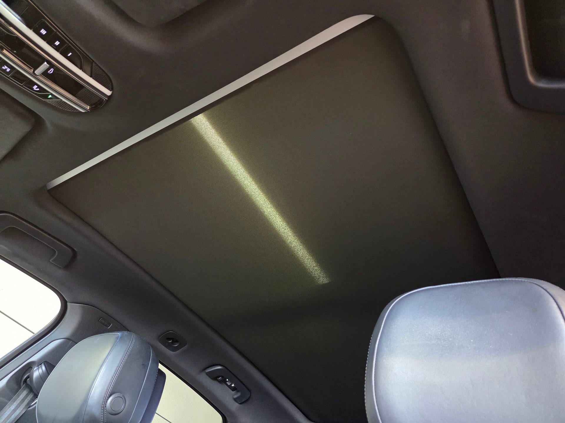 Certified 2020 Porsche Cayenne AWD/4WD image 10