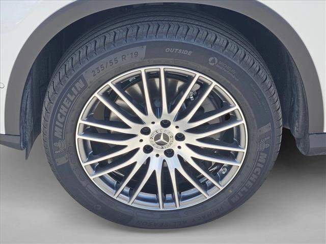 Used 2026 Mercedes-Benz GLC 300 image 23
