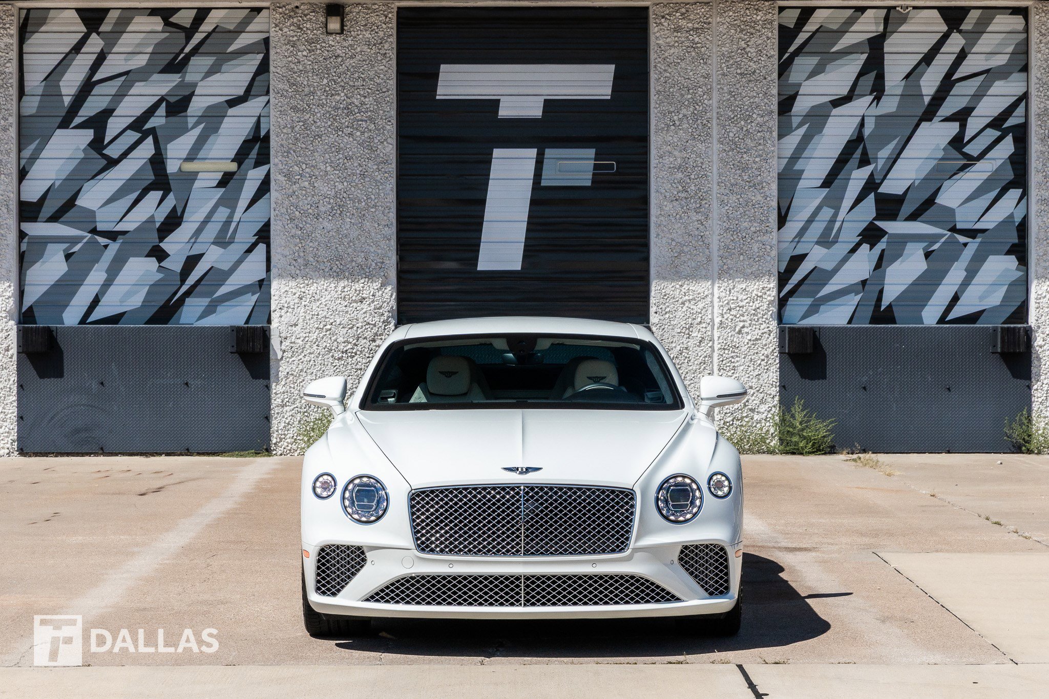 Used 2022 Bentley Continental GT image 3