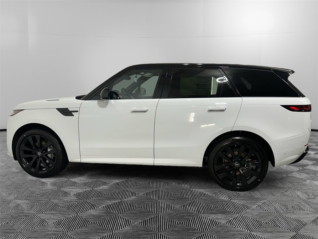 New 2025 Land Rover Range Rover Sport Dynamic SE image 2