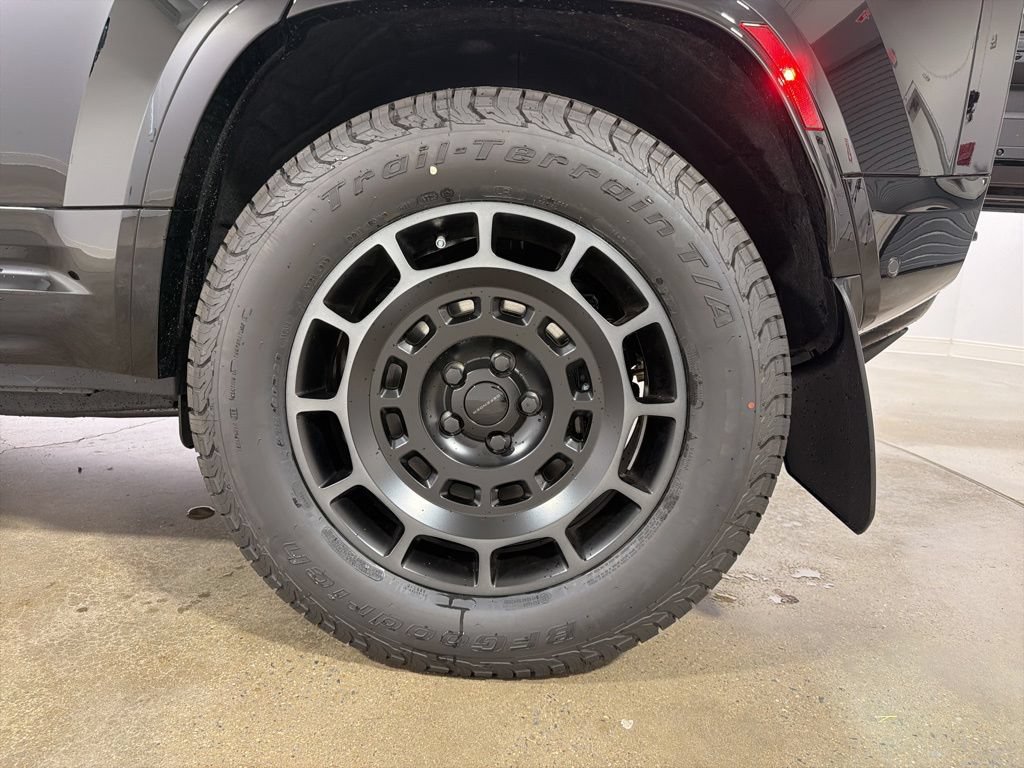 New 2026 Land Rover Defender 110 OCTA AWD/4WD image 30