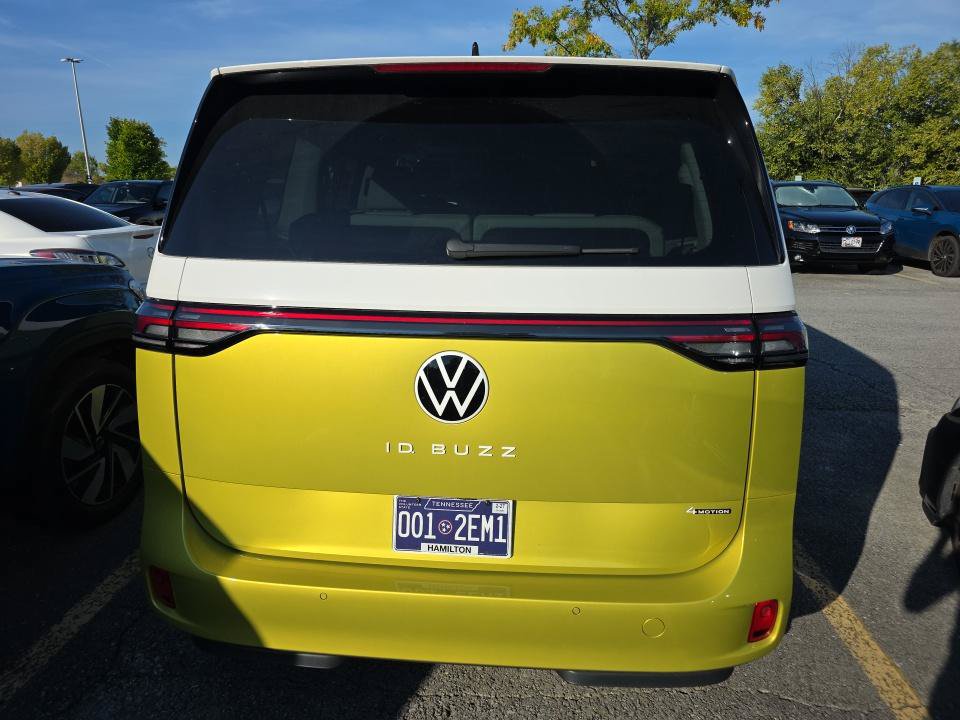 Used 2025 Volkswagen ID. Buzz 1st Edition AWD/4WD image 4