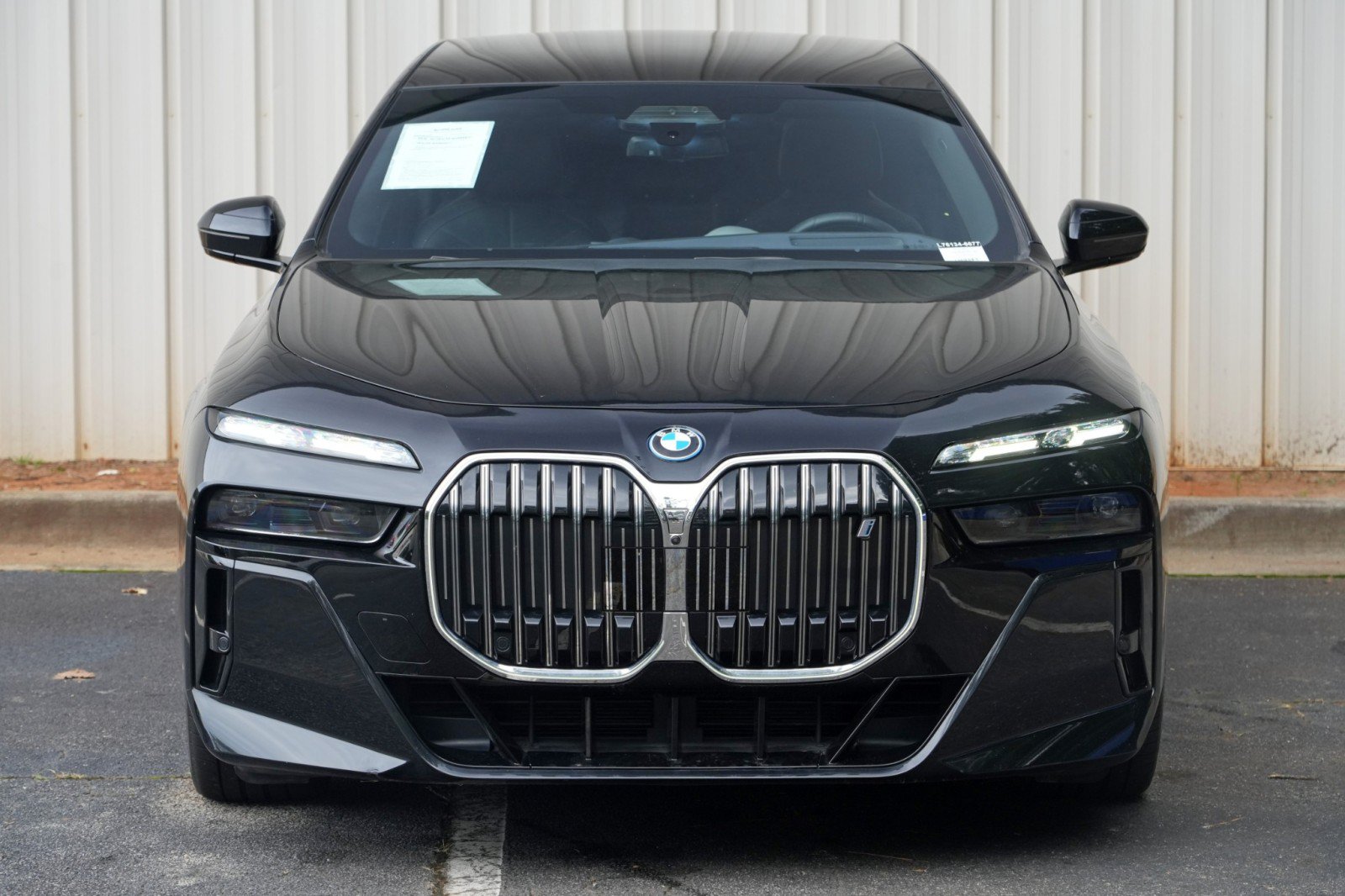 Used 2023 BMW i7 xDrive60 w/ Executive Package 2 AWD/4WD image 68