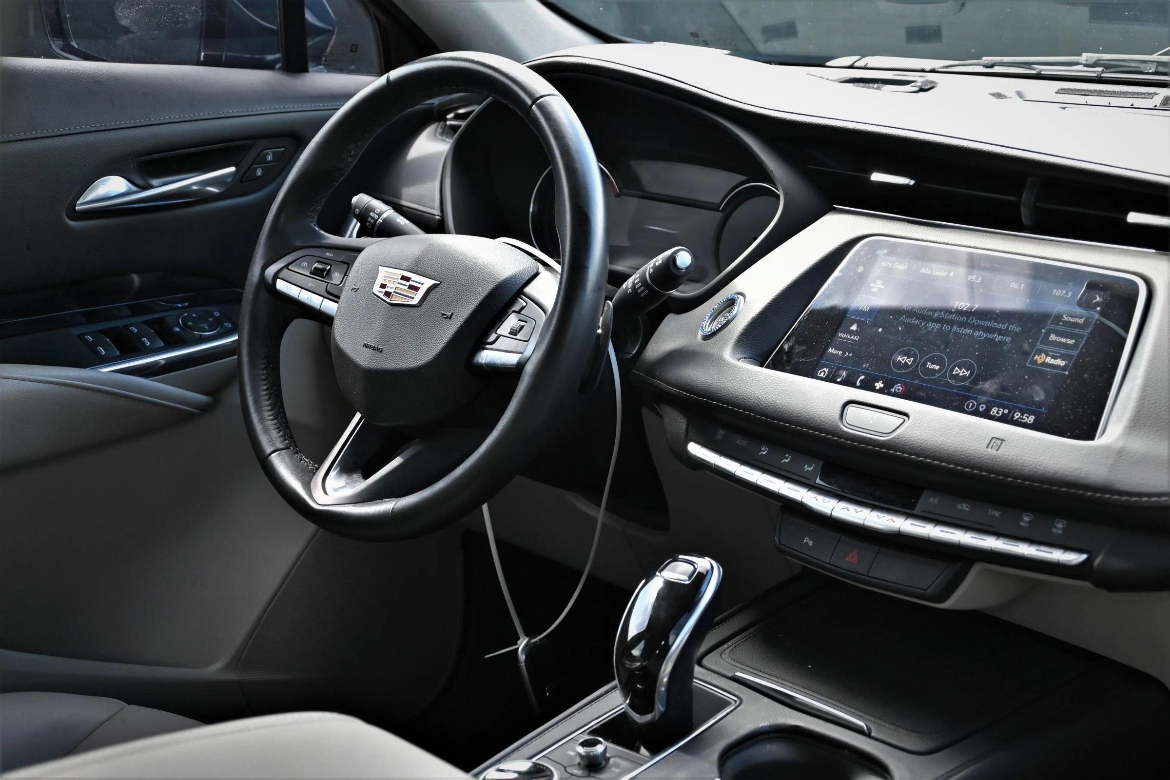 Used 2021 Cadillac XT4 Luxury FWD image 12