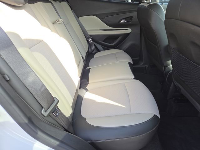 Certified 2021 Buick Encore Preferred image 21