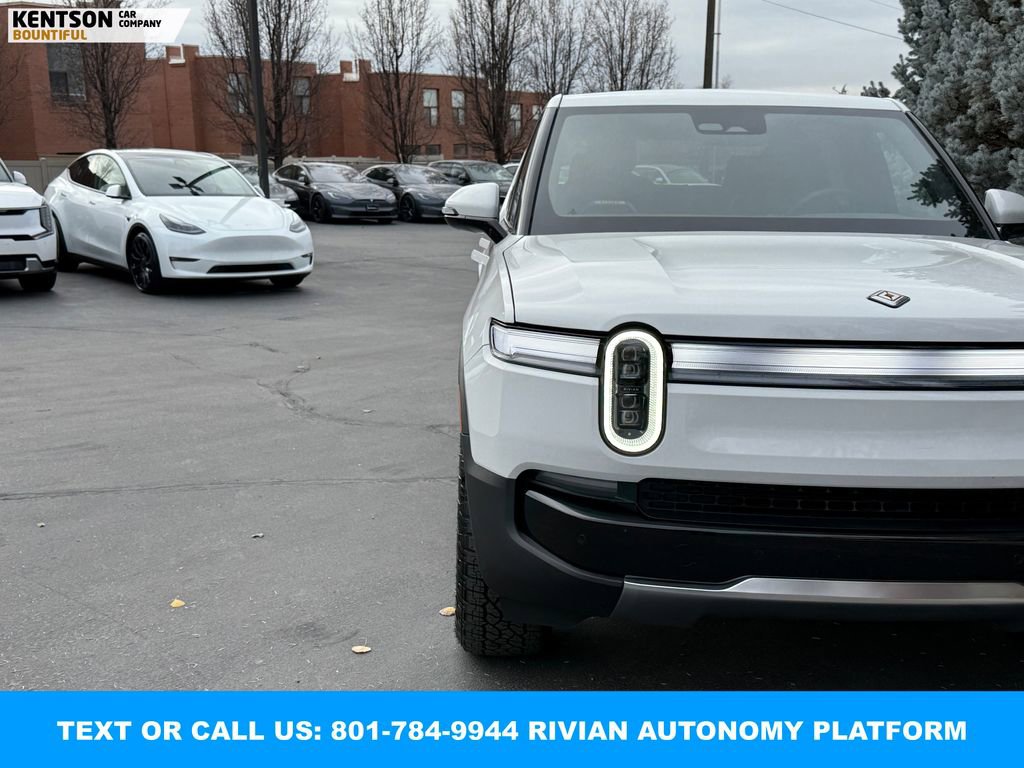 Used 2025 Rivian R1T Adventure image 15