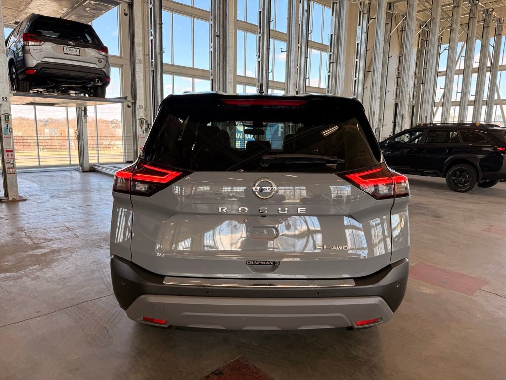 Used 2021 Nissan Rogue SL image 4