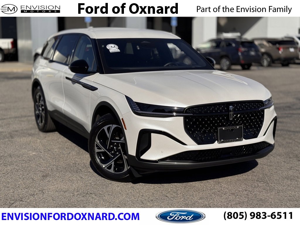 Used 2025 Lincoln Nautilus Premier w/ Jet Appearance Package