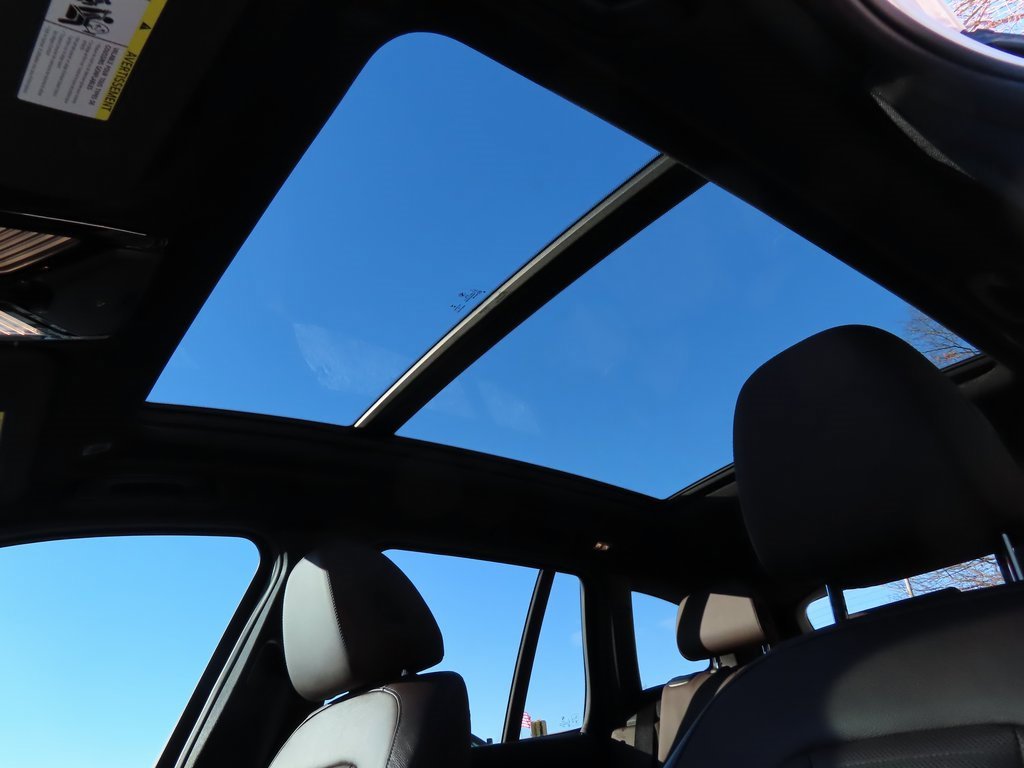 Used 2022 BMW X3 M40i w/ Premium Package image 5