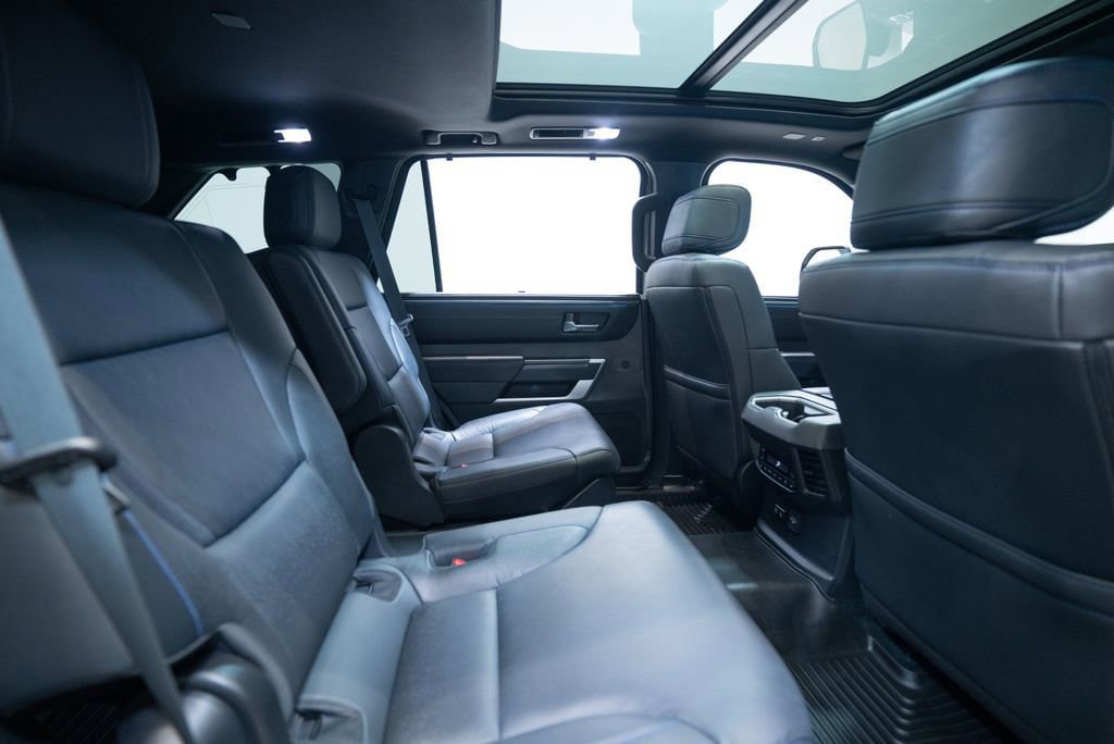 Certified 2025 Toyota Sequoia Platinum w/ TRD Off-Road Package AWD/4WD image 39