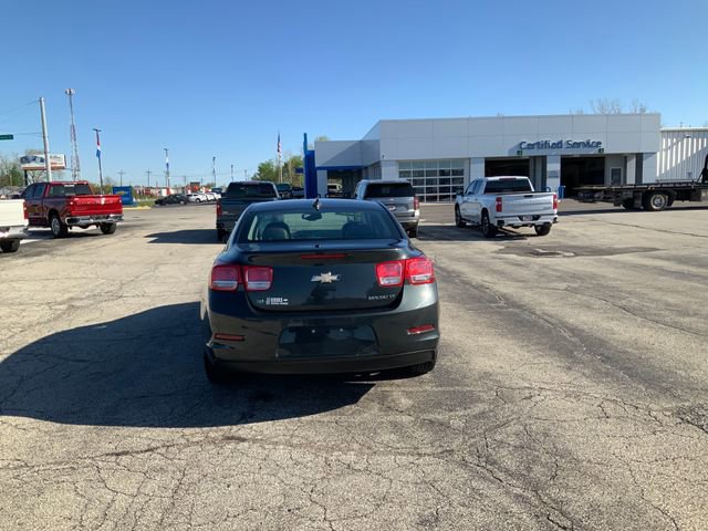 Used 2015 Chevrolet Malibu LT w/ Power Convenience Package FWD image 8