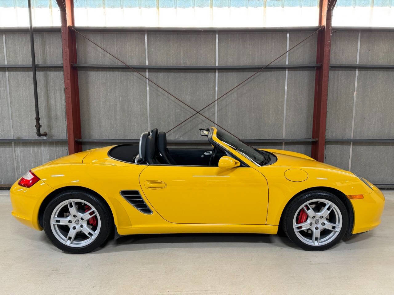 Used 2005 Porsche Boxster S RWD image 39