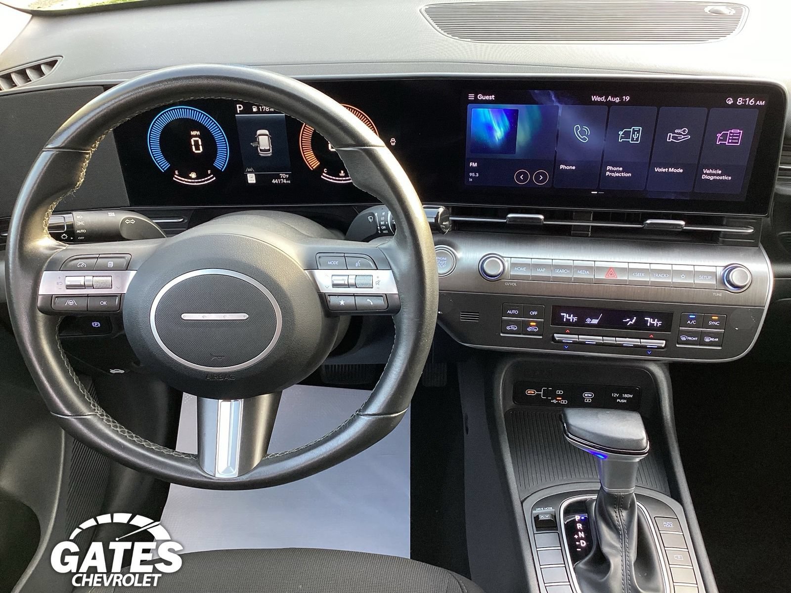 Used 2025 Hyundai Kona SEL FWD image 16