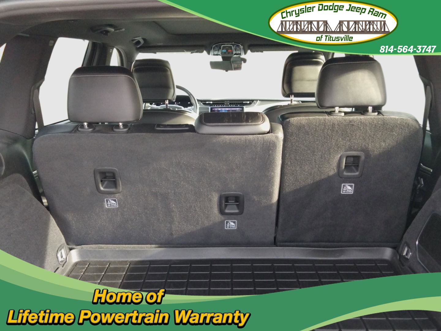 Used 2022 Jeep Grand Cherokee Overland w/ Luxury Tech Group IV image 7