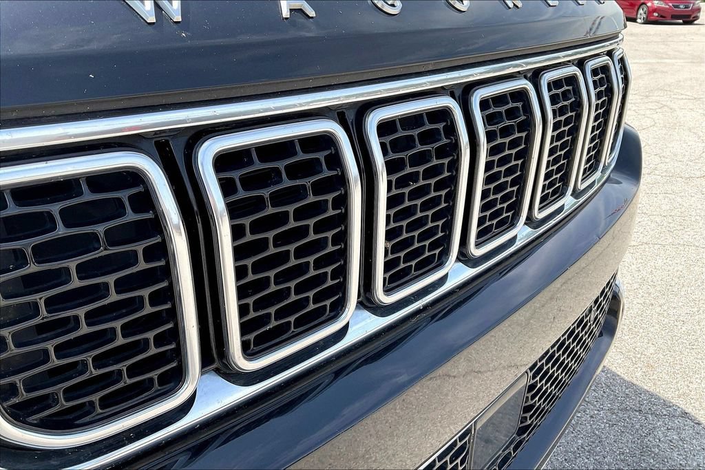 Used 2024 Jeep Wagoneer Series II w/ Flexible Seating Group AWD/4WD image 26