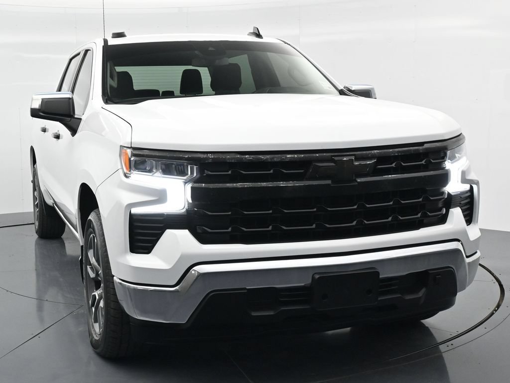 Used 2024 Chevrolet Silverado 1500 LT RWD image 10