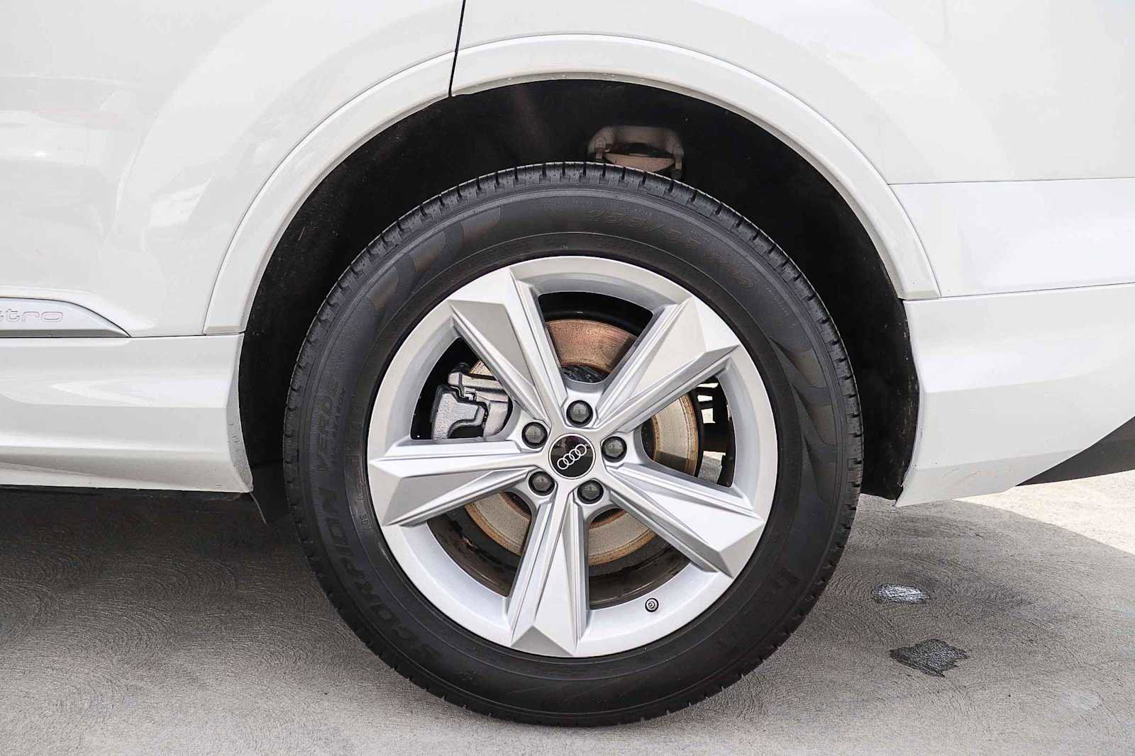 Used 2024 Audi Q7 Premium Plus image 10