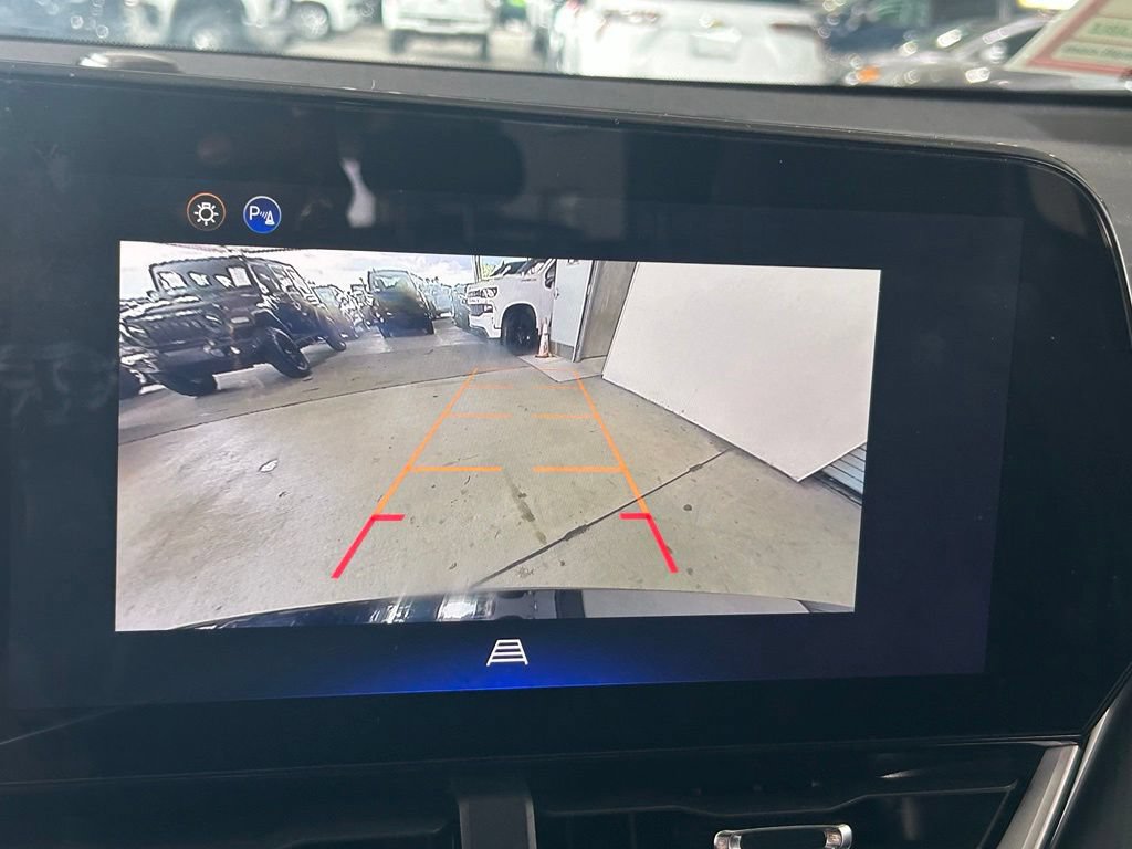 Used 2025 Chevrolet Equinox LT FWD image 21