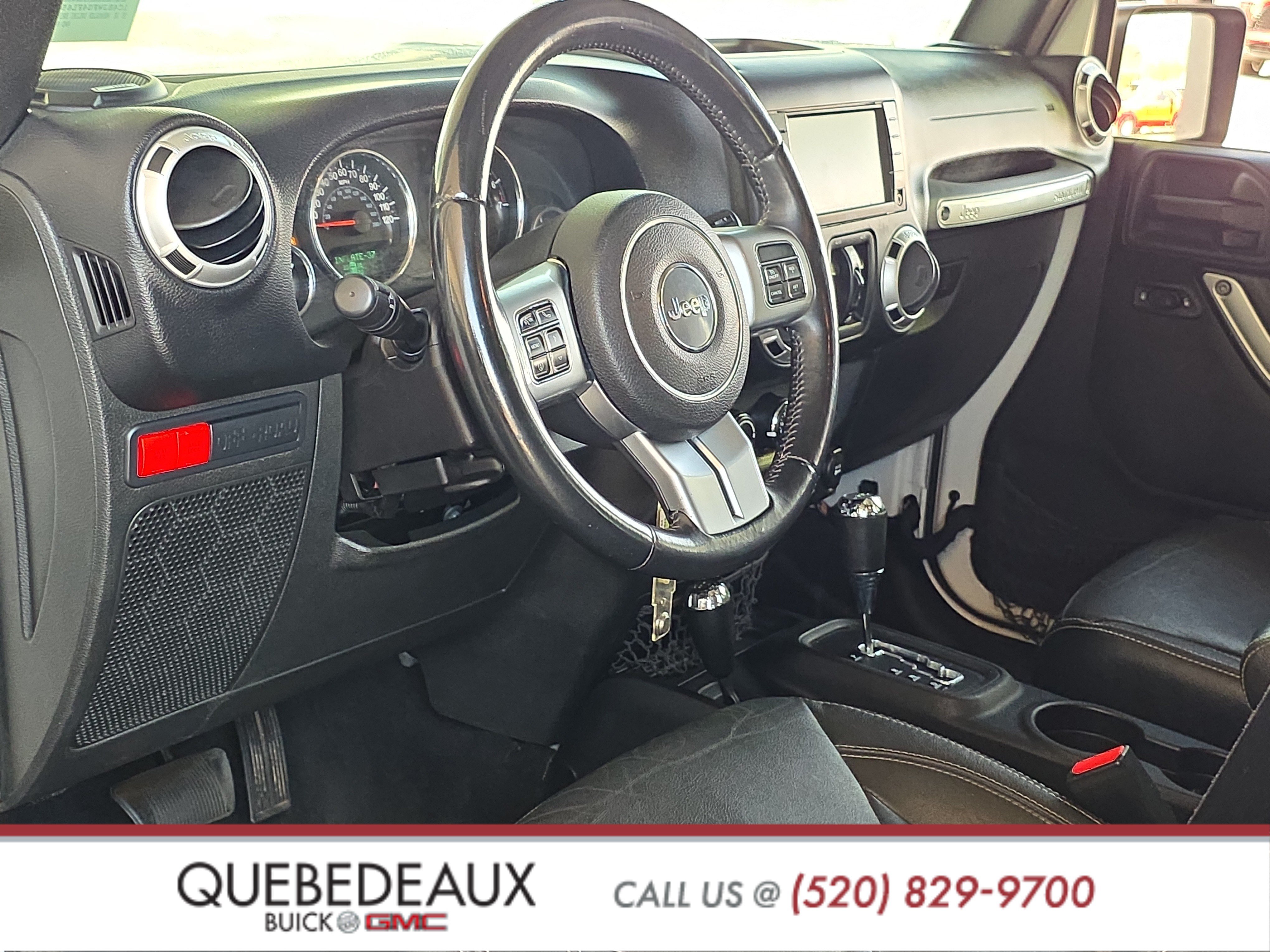 Used 2015 Jeep Wrangler Unlimited Rubicon w/ Dual Top Group AWD/4WD image 10
